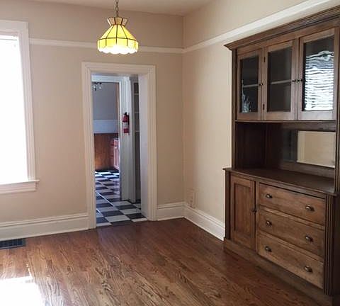 2nd image of 900 E 10th Ave #900