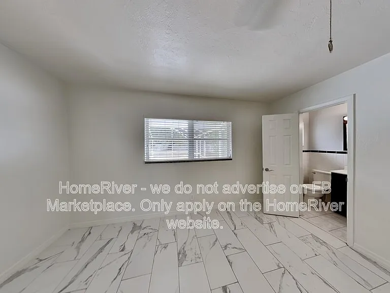 2105 Gold Ave — Photo 9