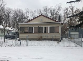 905 Bates St, Lansing, MI 48906