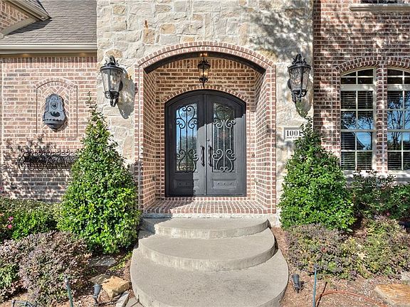 3rd image of 1001 Stone Cottage Ln