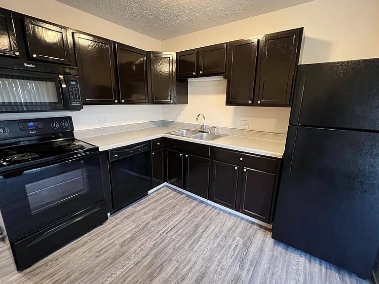 Quail Meadow Apartments — Photo 45