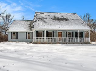 61841 Mayflower Rd, South Bend, IN 46614