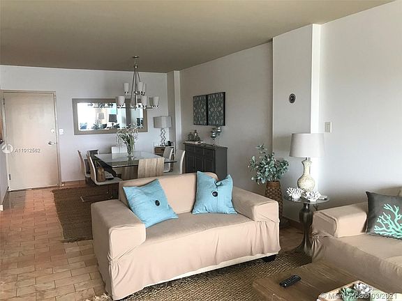 3rd image of 500 Bayview Dr APT 1524
