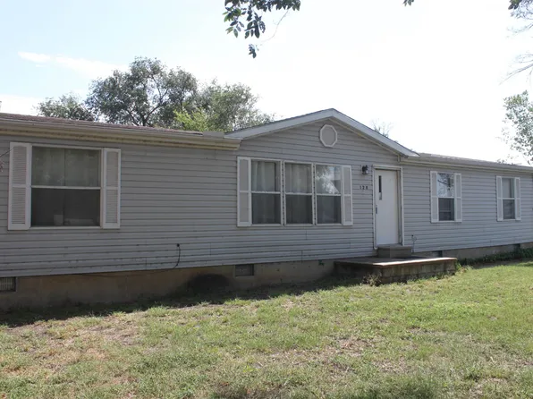 128 N Davidson Ave, Bentley, KS 67016