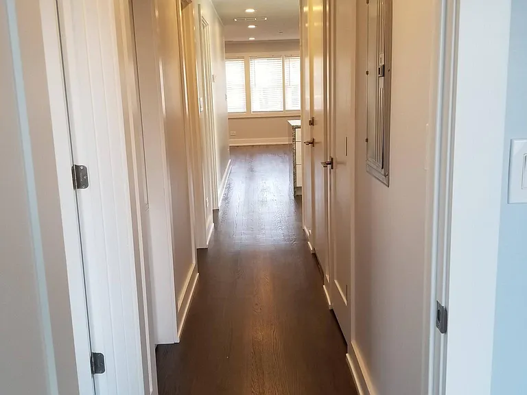 6726 N Artesian Ave #2 — Photo 31