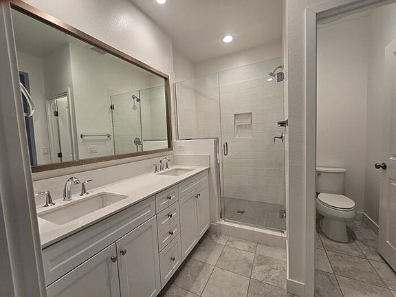 5th image of 1110 Hibiscus Way