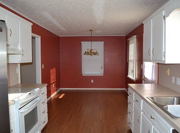 5th image of 117 Canary Dr