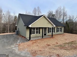 125 Waycaster Cir, Dahlonega, GA 30533