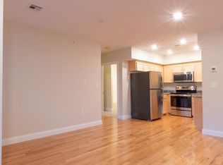 80 N Meadows Rd Unit 201, Medfield, MA 02052