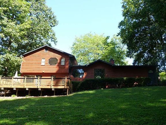 2nd image of 4076 Jami Ln