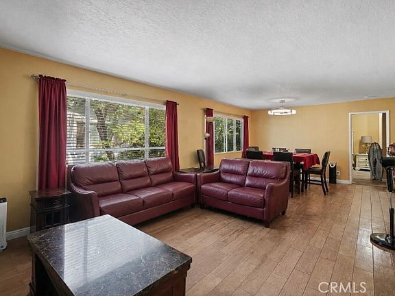 4th image of 18601 Collins St APT D30