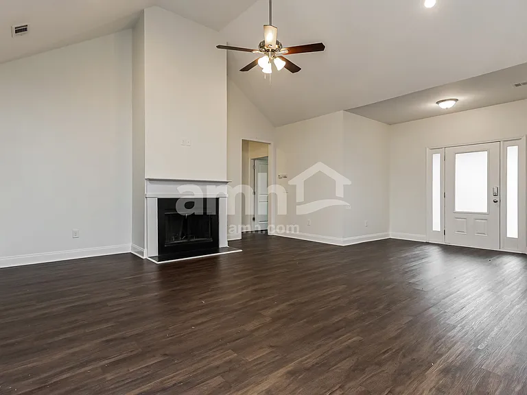 121 Coulter Woods Dr — Photo 9