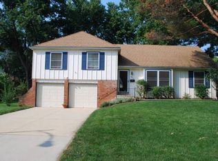 6900 W 98th St, Overland Park, KS 66212