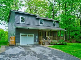 50 Quail Hollow Dr, Milton, VT 05468