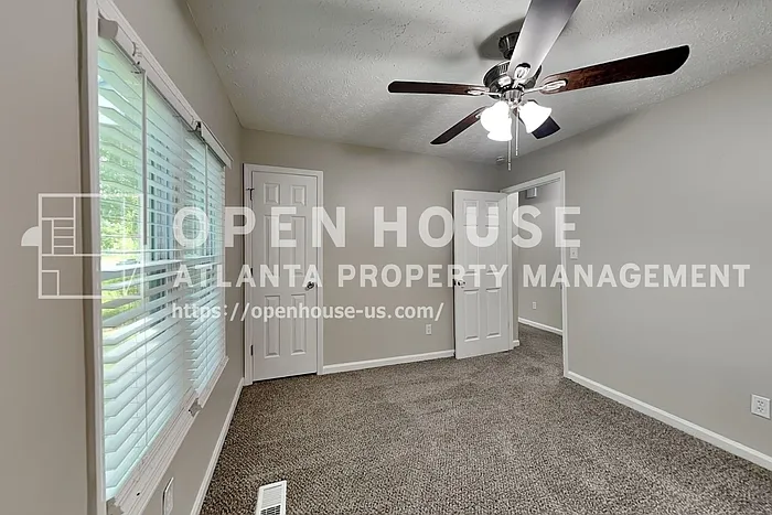 174 Fox Dr — Photo 16