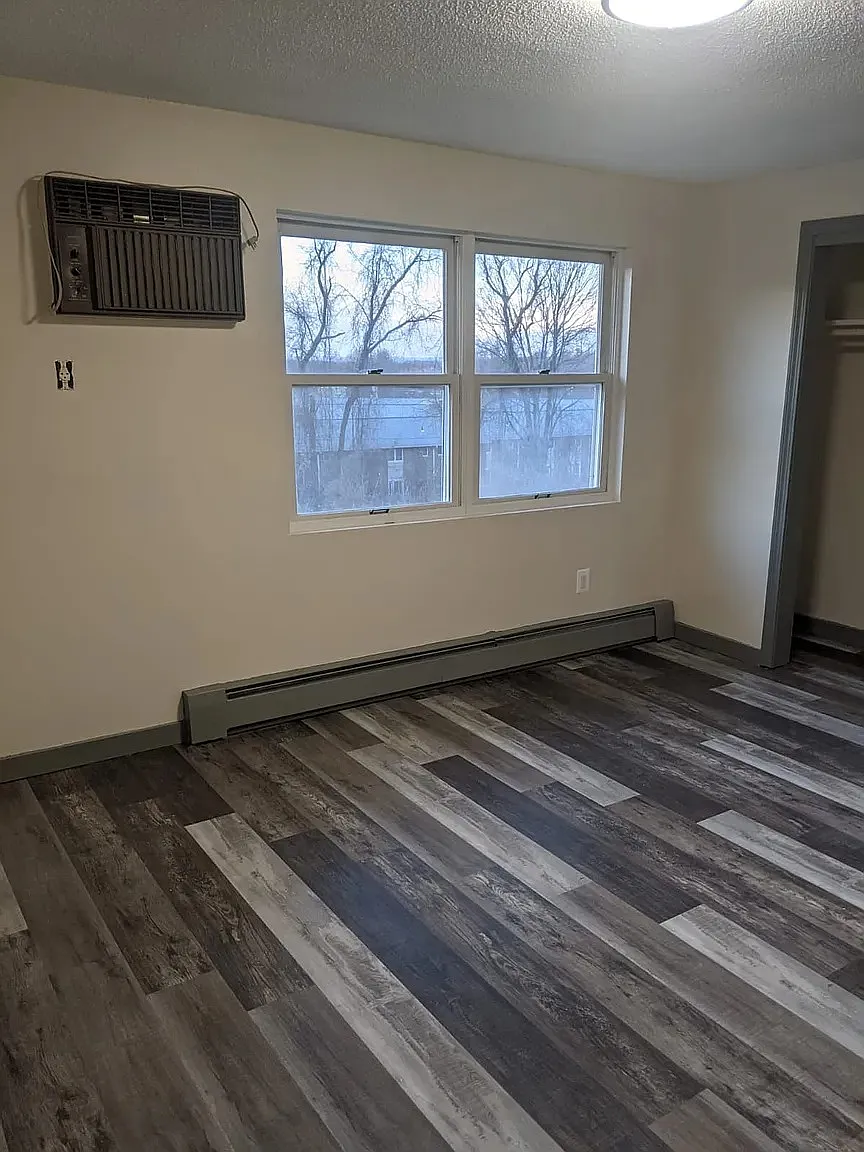 2 bed, $1,950 — Photo 4