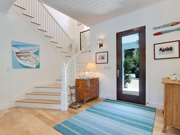 5th image of 1303 Oyster Bay