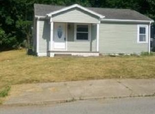 317 N 9th St, Boonville, IN