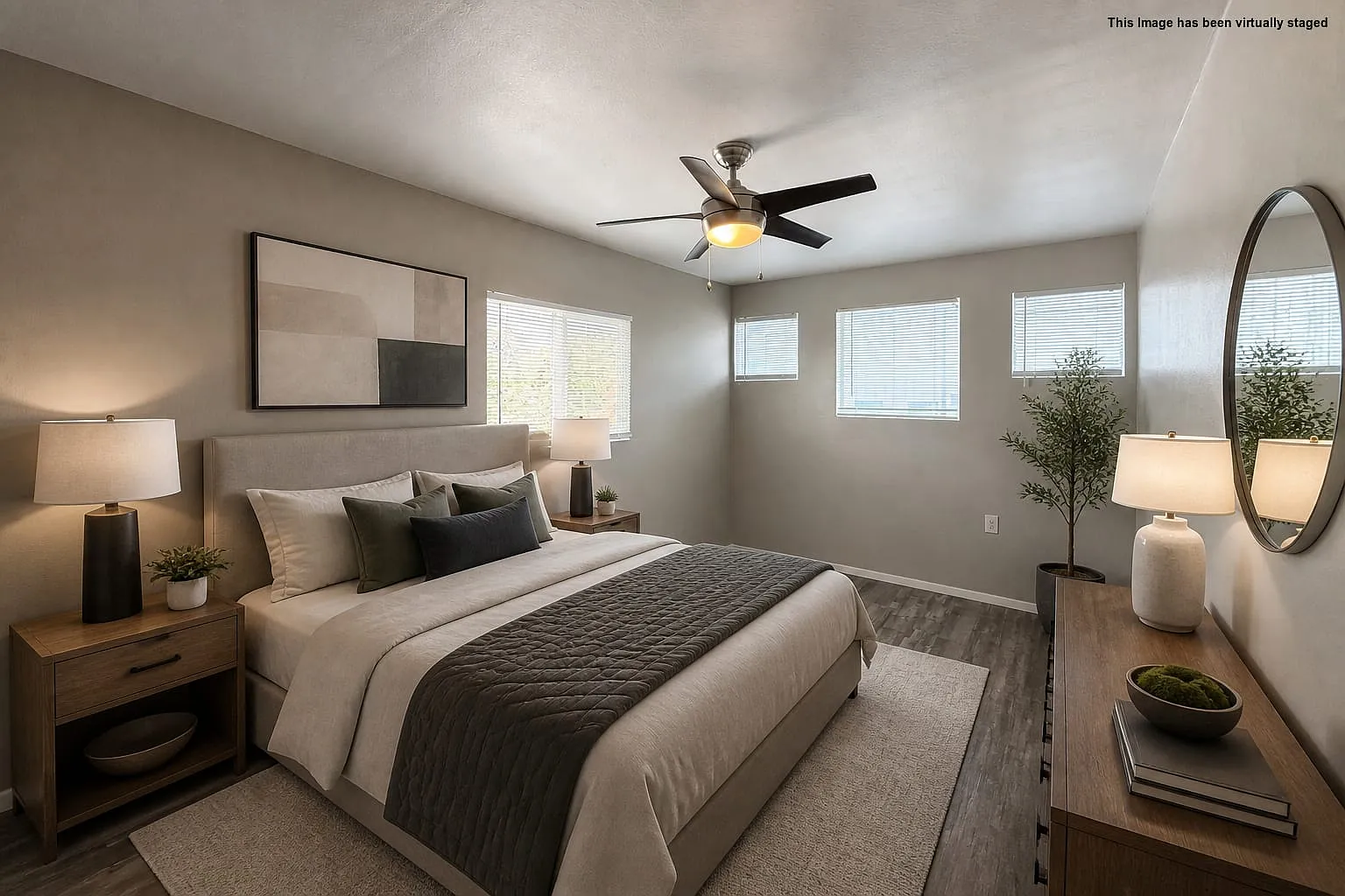 2 bed, 700 sqft, $1,900 — Photo 4