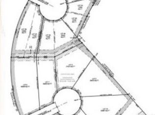 5524 Coopers Ct, Manhattan, KS 66503