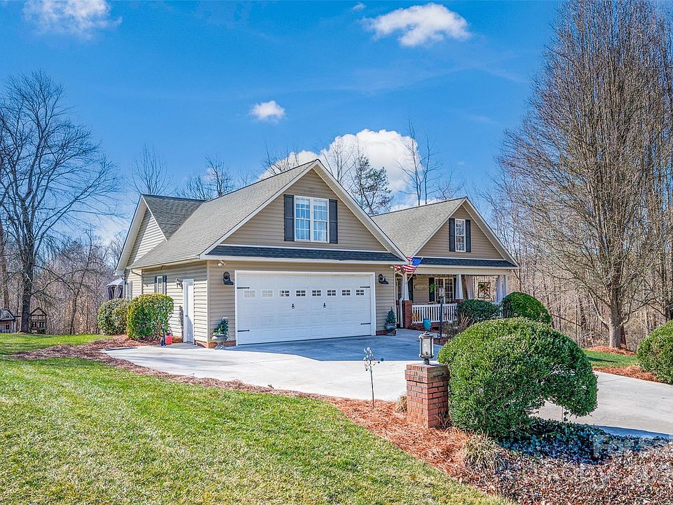 1st image of 128 Appaloosa Ln