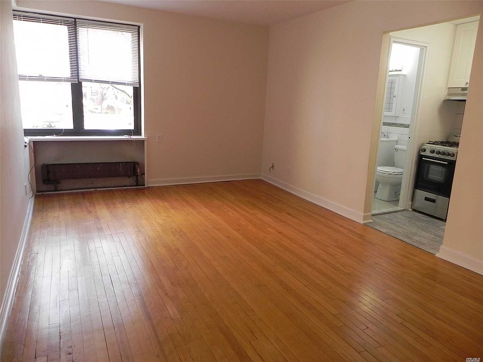 15 Clent Rd Great Neck NY Zillow