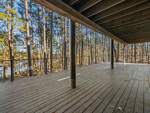 4th image of 35 Sunshine Point