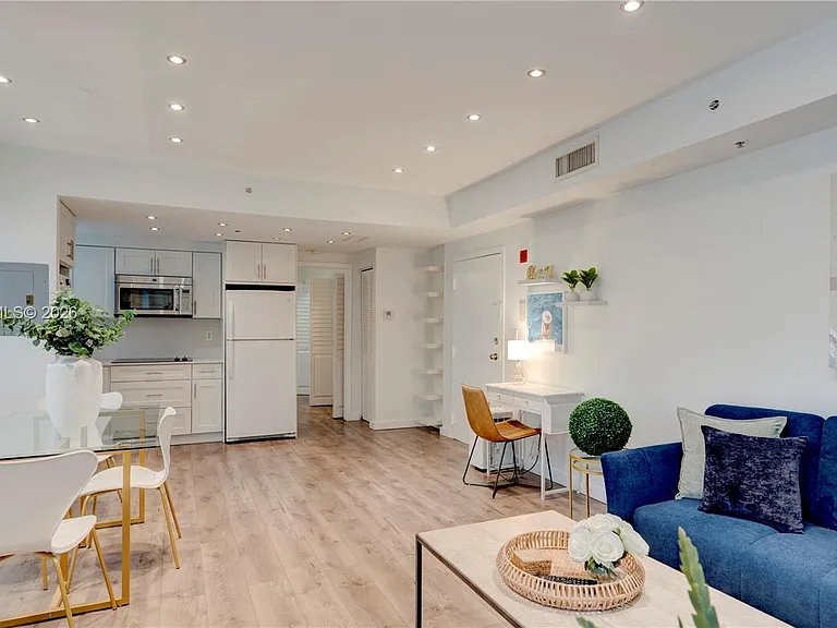 1550 Drexel Ave #101 — Photo 16