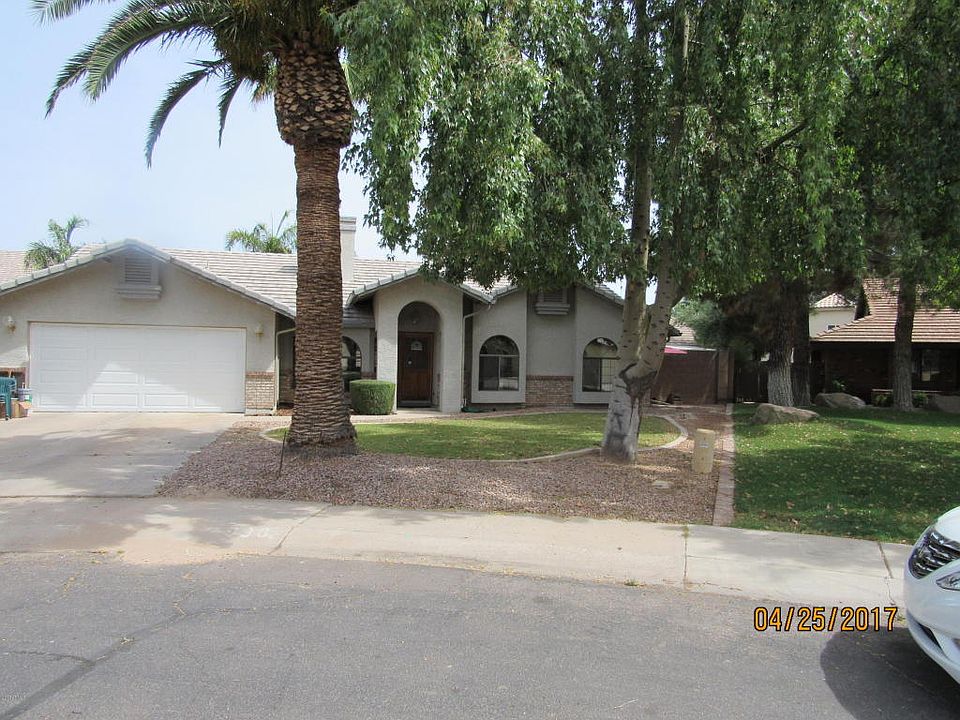 1st image of 938 E San Remo Ave