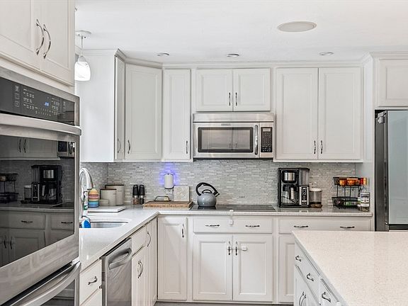 2nd image of 148 Rachel Dr