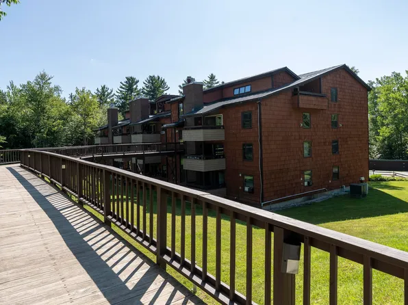 118 Gateway Court #7-B, Mendon, VT 05701