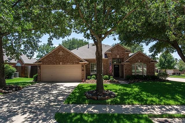 1st image of 705 Oak Hollow Ln