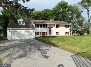 1545 Sheaffer Rd, Elizabethtown, PA 17022