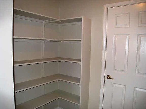 5th image of 7114 Chambers Creek Ln
