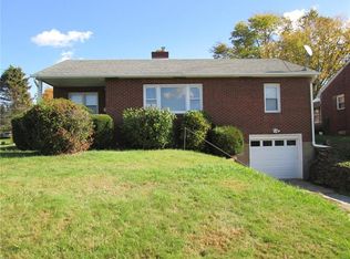 262 Kentucky Dr, Lower Burrell, PA 15068