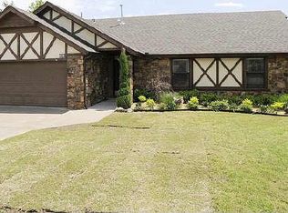 1921 S Yellowood Ave W, Broken Arrow, OK 74012