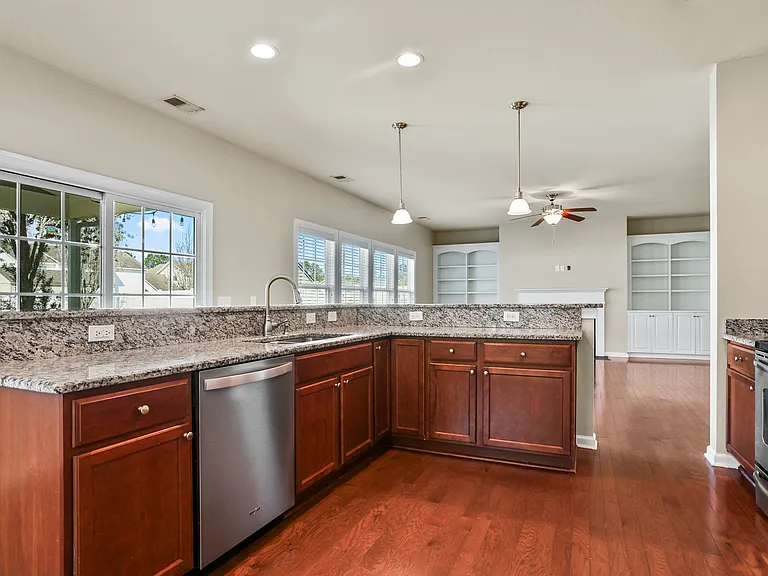 5 Cross Gate Ct — Photo 13