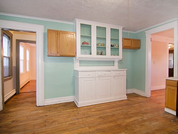 3rd image of 96 Belmont Ave