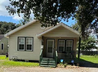 826 Henshaw Dr, New Iberia, LA 70560