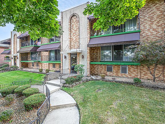 2nd image of 9633 S Keeler Ave APT 1D