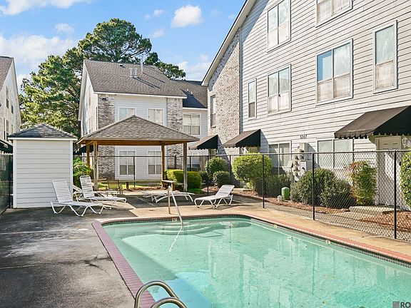 2nd image of 5147 Nicholson Dr APT B68