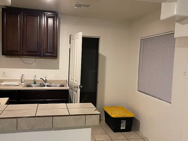19 E Aviation Dr #A — Photo 9