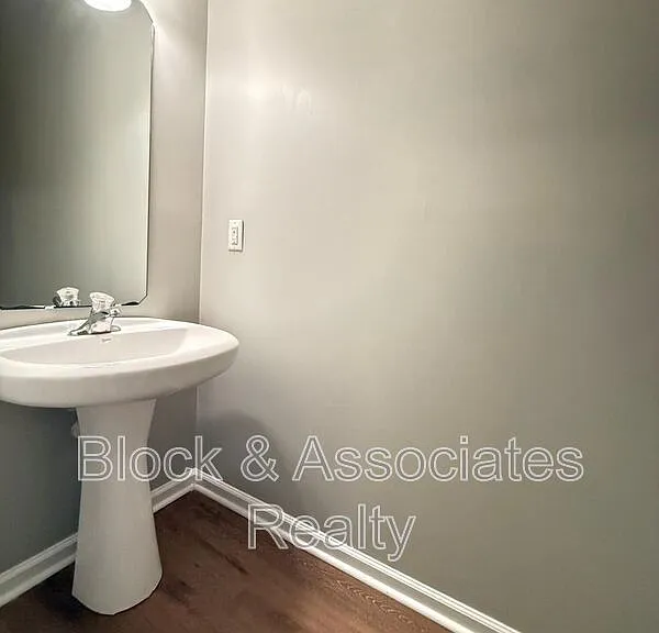 420 Cline Falls Dr — Photo 10