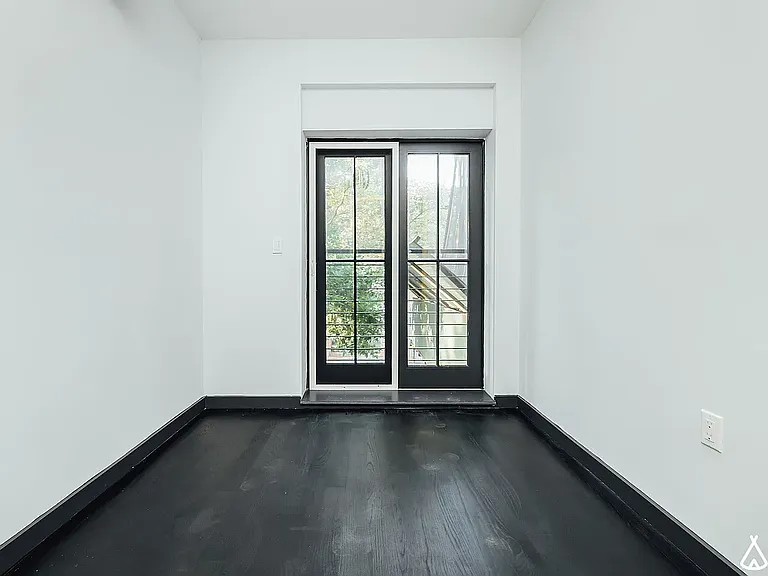 1294 Park Pl #3D — Photo 10