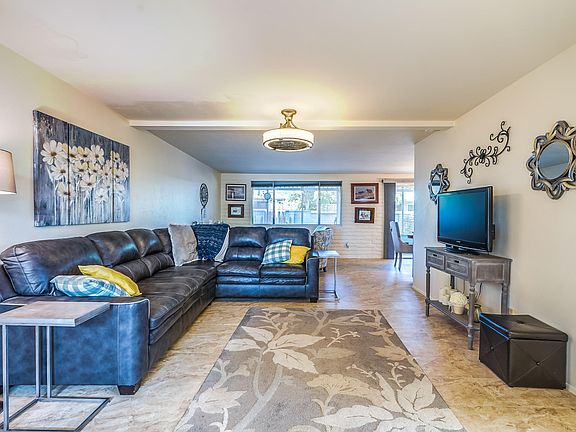 4th image of 8130 E Estes Ln