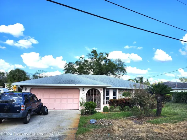 8515 Indies Dr, Hudson, FL 34667