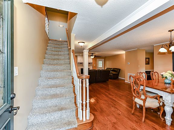 3rd image of 3411 Mull Creek Ln