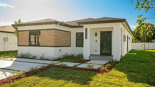 22860 SW 122nd Pl Photo 1