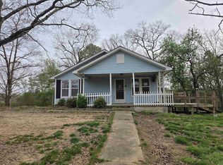 1562 Highway 16 E, Clinton, AR 72031