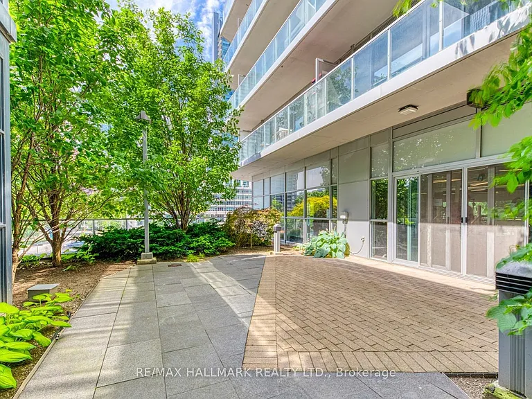 352 Front St W #Penthouse 03 — Photo 30